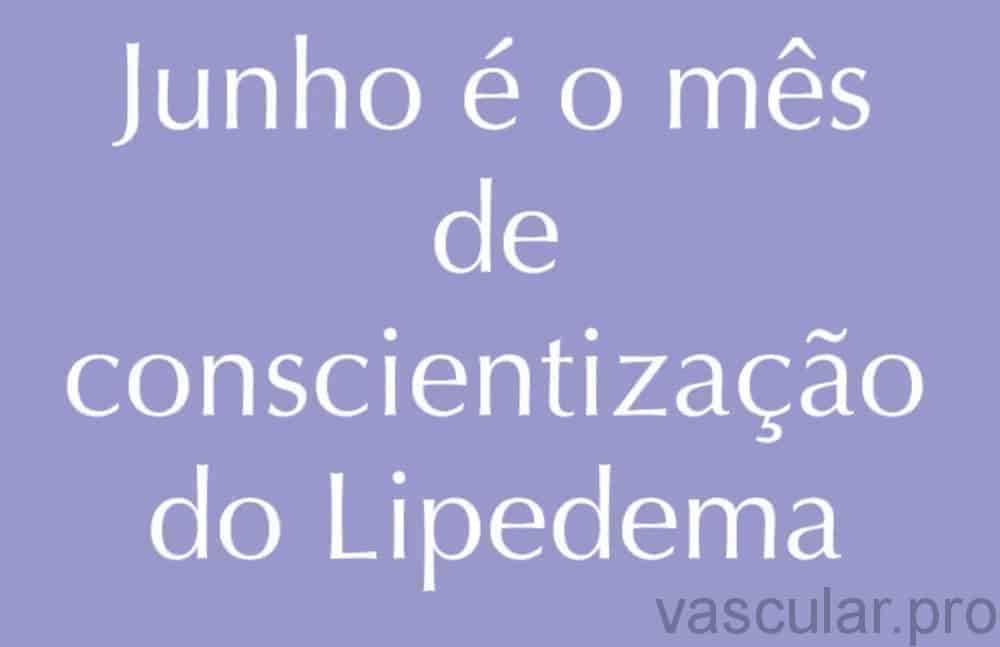 Imagem da campanha de conscientização do Lipedema com uma mulher segurando um cartaz escrito "Lipedema não é culpa sua". A imagem destaca a importância de conscientizar sobre o tratamento do Lipedema e combater o estigma associado à condição.